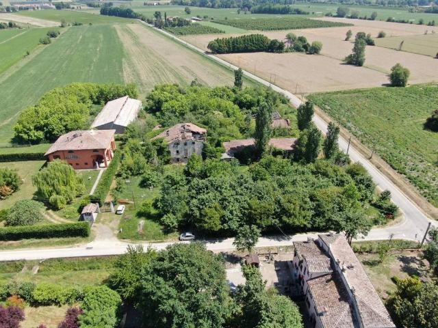 Villa Indipendente in vendita a San Faustino-Madonnina-Quattroville, Modena