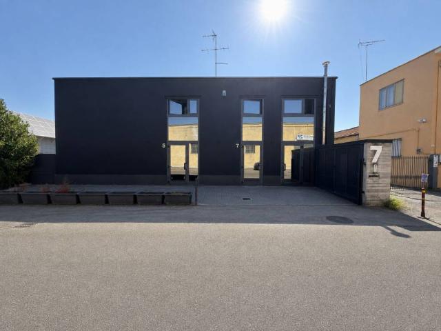 Villa Indipendente in vendita a San Faustino-Madonnina-Quattroville, Modena