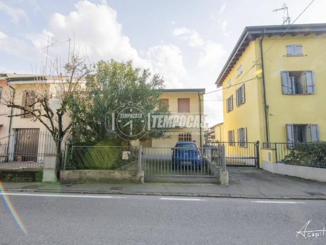Villa Indipendente in vendita a Modena, Madonnina