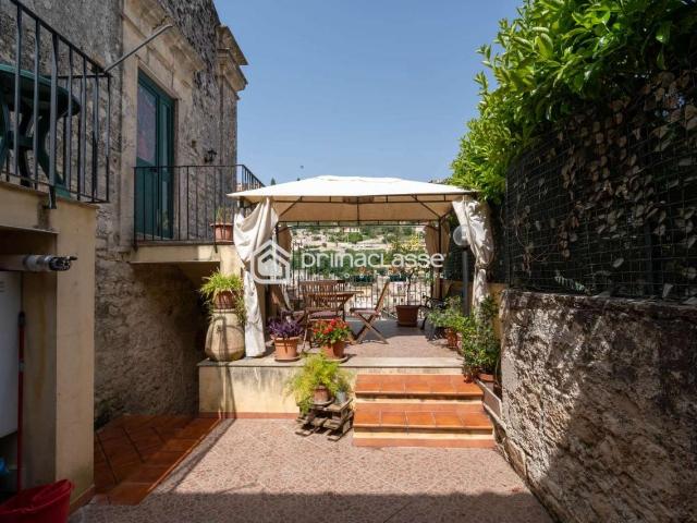 Villa Indipendente in vendita a Modica Alta, Marina Di Modica