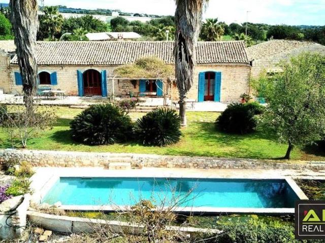 Villa Indipendente in vendita a Zappulla, Modica