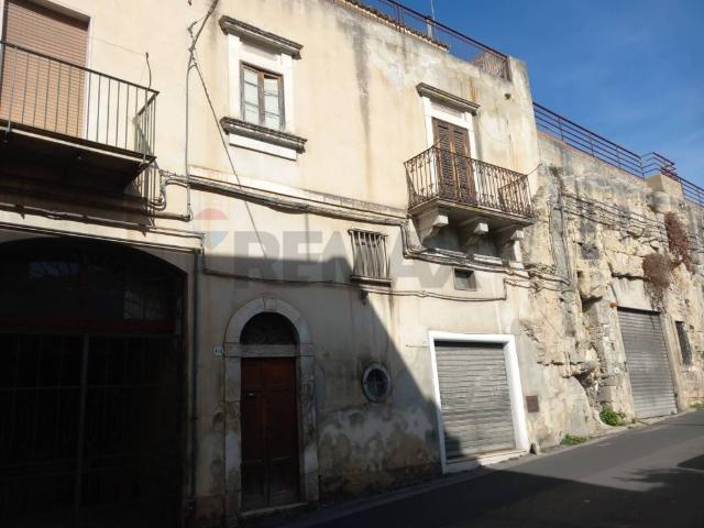 Villa Indipendente in vendita a Modica Alta, Marina Di Modica