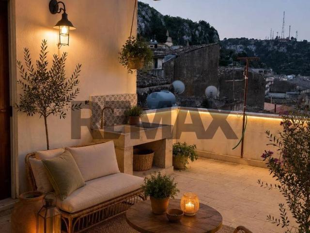 Villa Indipendente in vendita a Modica Alta, Marina Di Modica