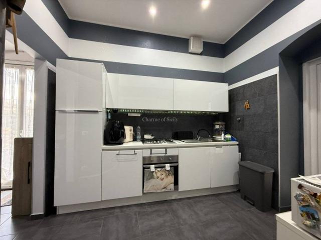 Villa Indipendente in vendita a Modica Alta, Marina Di Modica