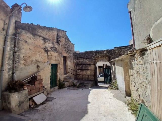 Villa Indipendente in vendita a Modica Alta, Marina Di Modica