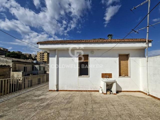Villa Indipendente in vendita a Modica Alta, Marina Di Modica