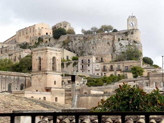 Villa Indipendente in vendita a Modica Alta, Marina Di Modica