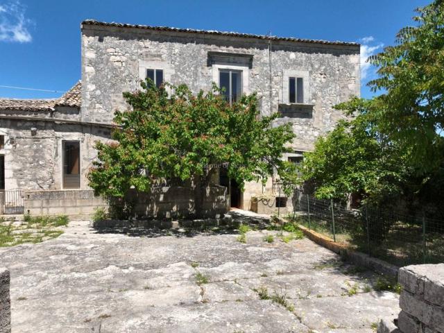 Villa Indipendente in vendita a Marina Di Modica, Sicilia