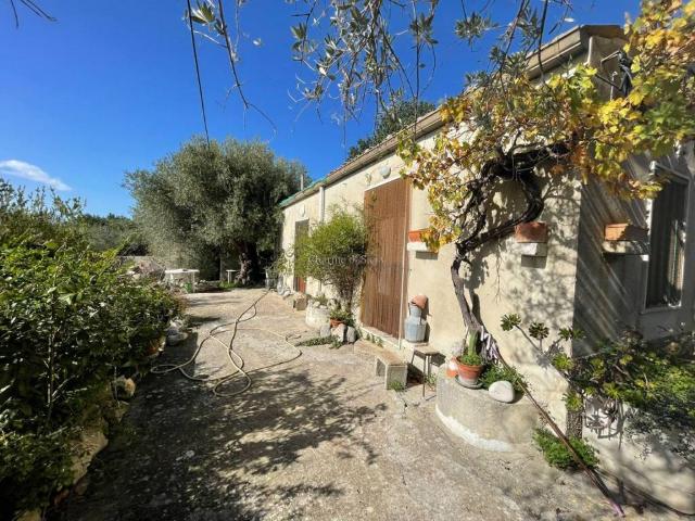 Villa Indipendente in vendita a Marina Di Modica, Sicilia