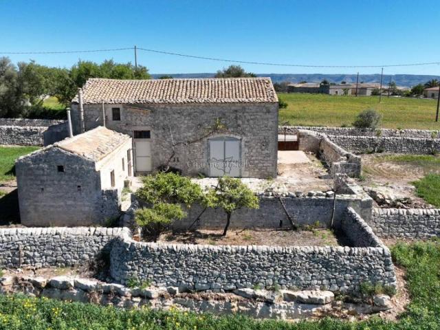 Villa Indipendente in vendita a Marina Di Modica, Sicilia