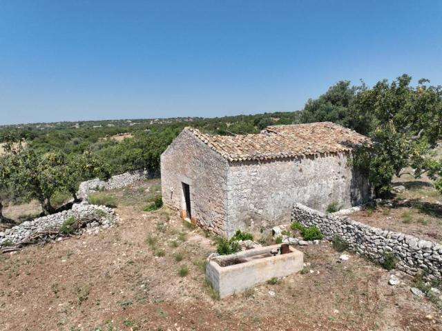 Villa Indipendente in vendita a Marina Di Modica, Sicilia