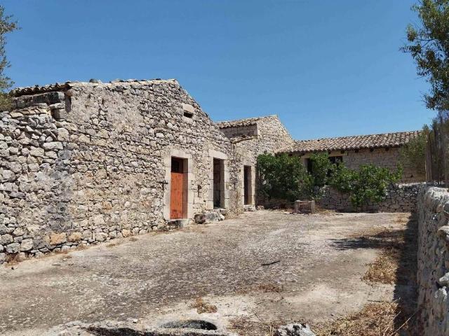 Villa Indipendente in vendita a Marina Di Modica, Sicilia
