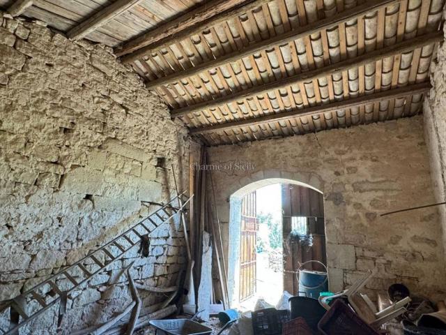 Villa Indipendente in vendita a Mauto, Modica