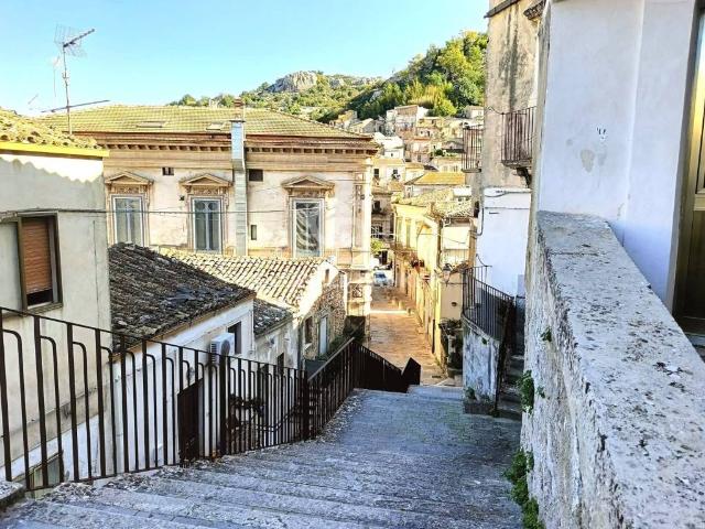 Villa Indipendente in vendita a Modica Alta, Marina Di Modica