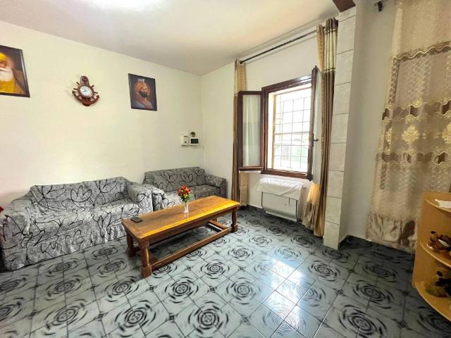 Villa Indipendente in vendita a Moglia, Lombardia