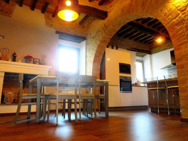 Villa Indipendente in vendita a Marche, Macerata