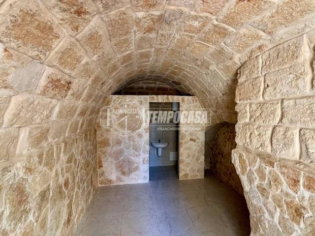 Villa Indipendente in vendita a Mola di Bari, Bari