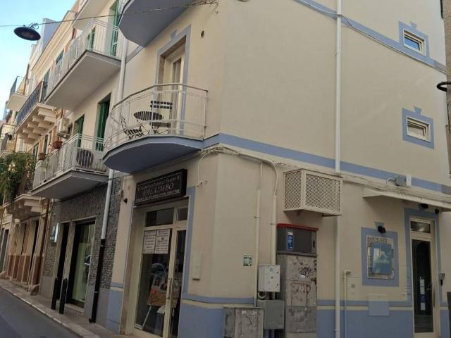 Villa Indipendente in vendita a Mola di Bari, Bari