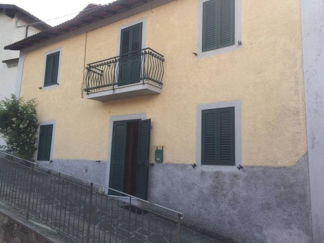 Villa Indipendente in vendita a Unione Comuni Garfagnana, Molazzana