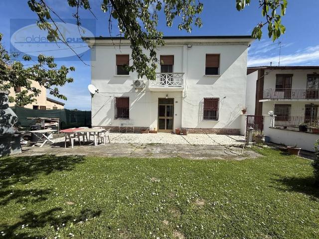 Villa Indipendente in vendita a Molinella, Reggio Emilia