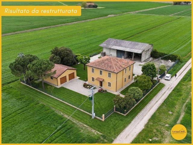 Villa Indipendente in vendita a Molinella, Reggio Emilia
