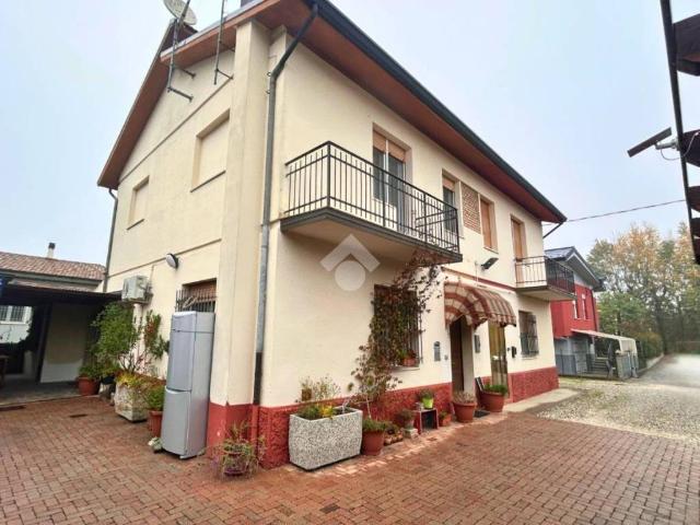 Villa Indipendente in vendita a Molinella, Reggio Emilia