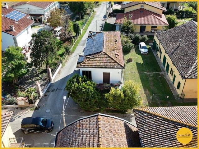 Villa Indipendente in vendita a Molinella, Reggio Emilia