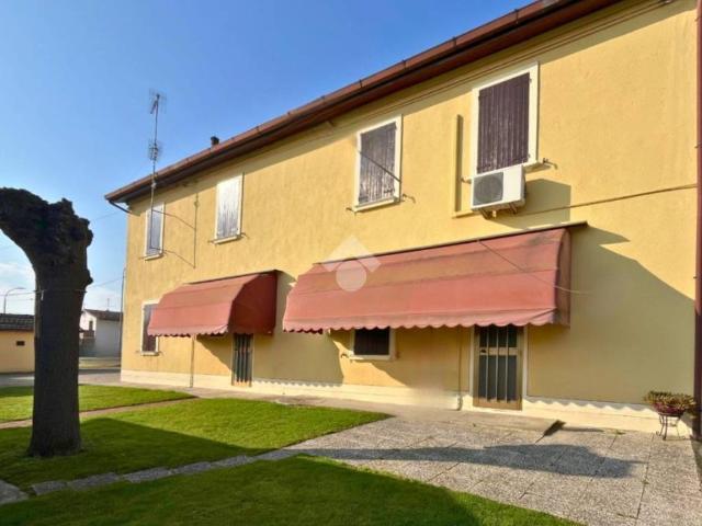 Villa Indipendente in vendita a Molinella, Reggio Emilia