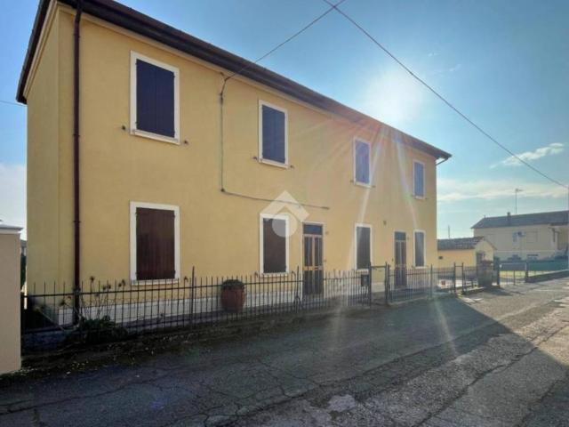 Villa Indipendente in vendita a Molinella, Reggio Emilia