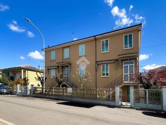 Villa Indipendente in vendita a Molinella, Reggio Emilia