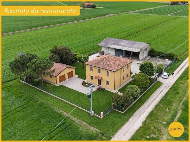Villa Indipendente in vendita a Molinella, Reggio Emilia