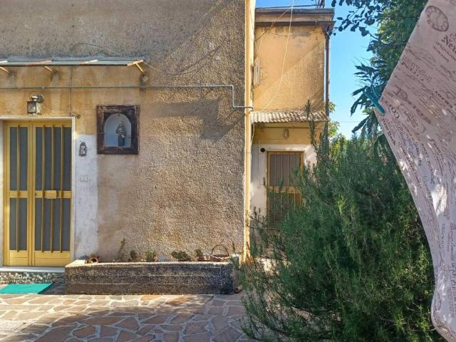 Villa Indipendente in vendita a Moliterno, Potenza
