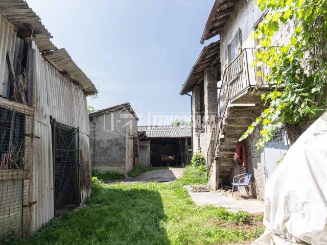Villa Indipendente in vendita a Molteno, Lombardia