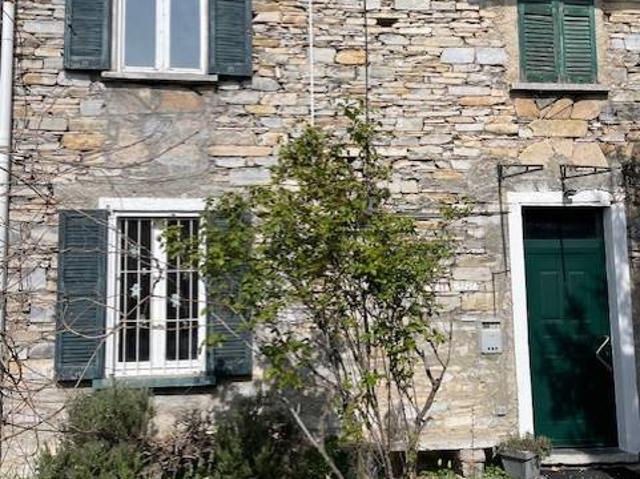 Villa Indipendente in vendita a Moltrasio, Lombardia