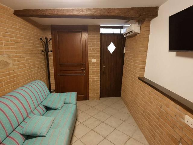 Villa Indipendente in vendita a Marche, Pesaro E Urbino