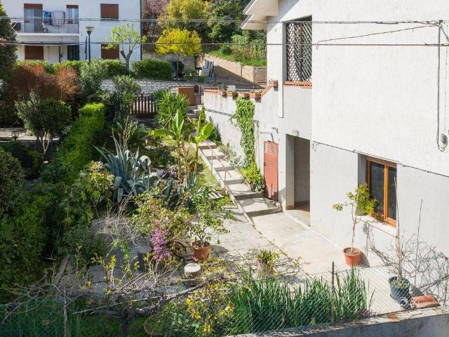 Villa Indipendente in vendita a Marche, Pesaro E Urbino