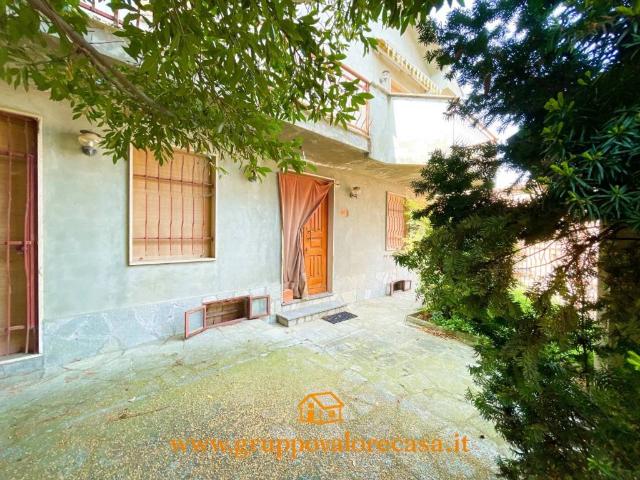 Villa Indipendente in vendita a Piemonte, Asti