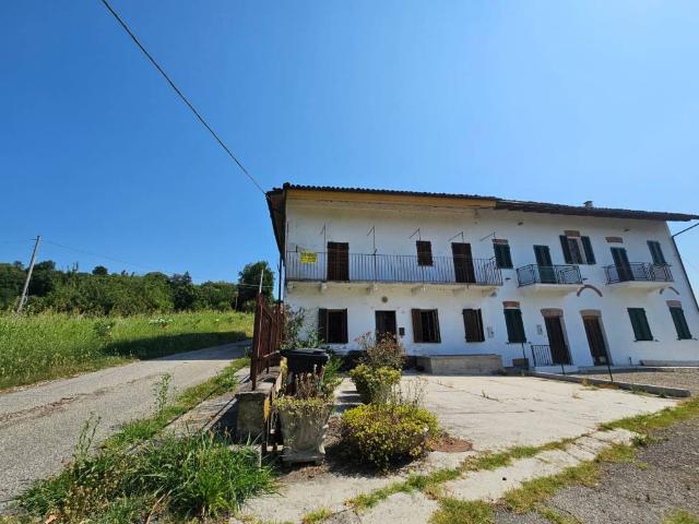 Villa Indipendente in vendita a Sabarona, Mombello Monferrato
