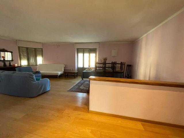 Villa Indipendente in vendita a Piemonte, Asti