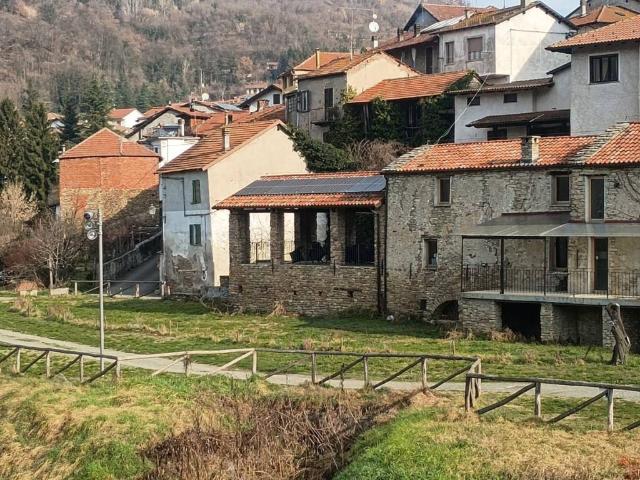Villa Indipendente in vendita a Piemonte, Asti