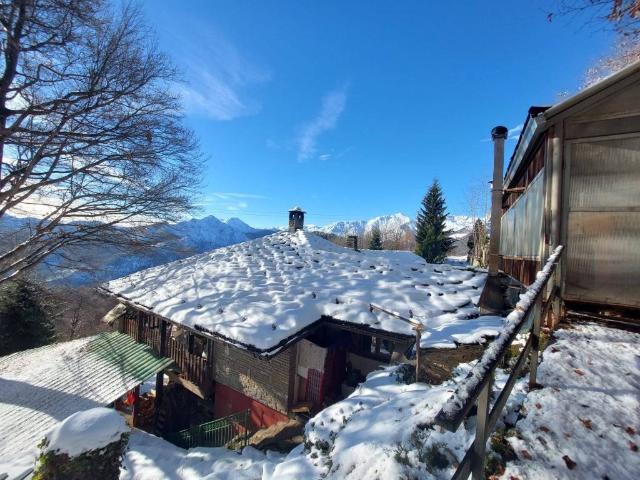 Villa Indipendente in vendita a Unione Montana di Comuni delle Valli di Lanzo, Ceronda e Casternone, Piemonte