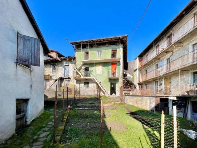 Villa Indipendente in vendita a Unione Montana di Comuni delle Valli di Lanzo, Ceronda e Casternone, Piemonte