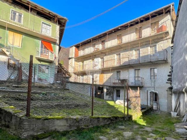 Villa Indipendente in vendita a Unione Montana di Comuni delle Valli di Lanzo, Ceronda e Casternone, Piemonte