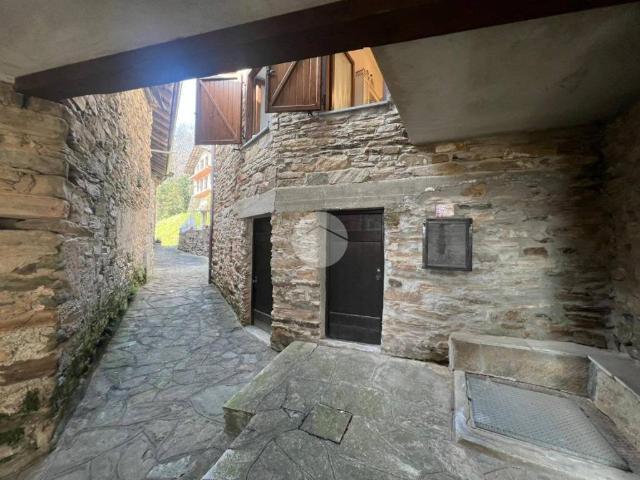 Villa Indipendente in vendita a Unione Montana di Comuni delle Valli di Lanzo, Ceronda e Casternone, Piemonte