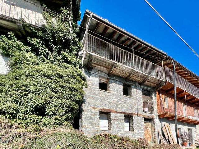 Villa Indipendente in vendita a Cresto, Monastero di Lanzo