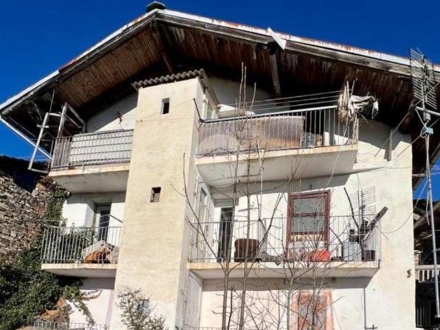 Villa Indipendente in vendita a Unione Montana di Comuni delle Valli di Lanzo, Ceronda e Casternone, Piemonte