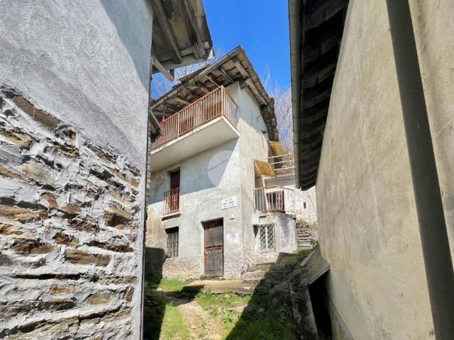 Villa Indipendente in vendita a Unione Montana di Comuni delle Valli di Lanzo, Ceronda e Casternone, Piemonte