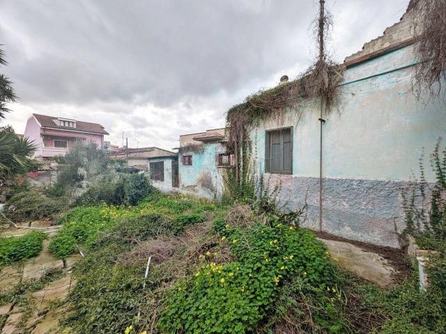 Villa Indipendente in vendita a Monastir, Sardigna/Sardegna