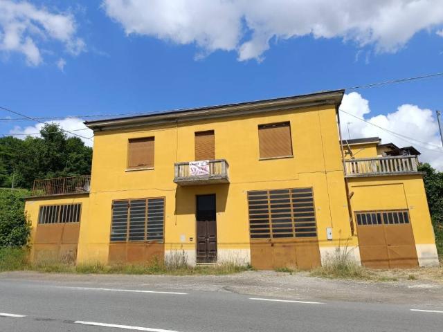 Villa Indipendente in vendita a Piemonte, Asti