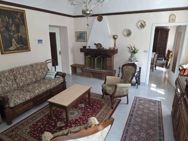 Villa Indipendente in vendita a Piemonte, Alessandria